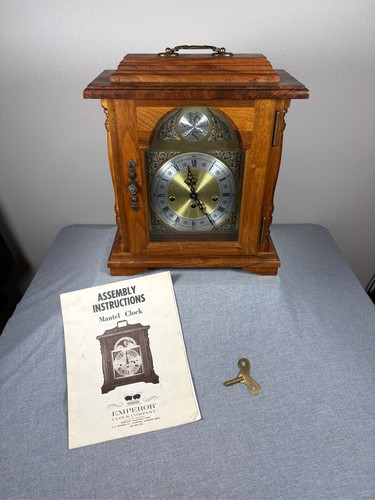 Emperor tempus fugit mantel - tempus,
